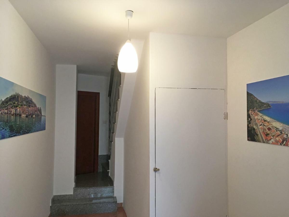 Scilla Casa Gp Apartment ภายนอก รูปภาพ
