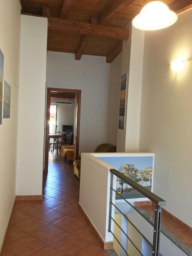 Scilla Casa Gp Apartment ภายนอก รูปภาพ