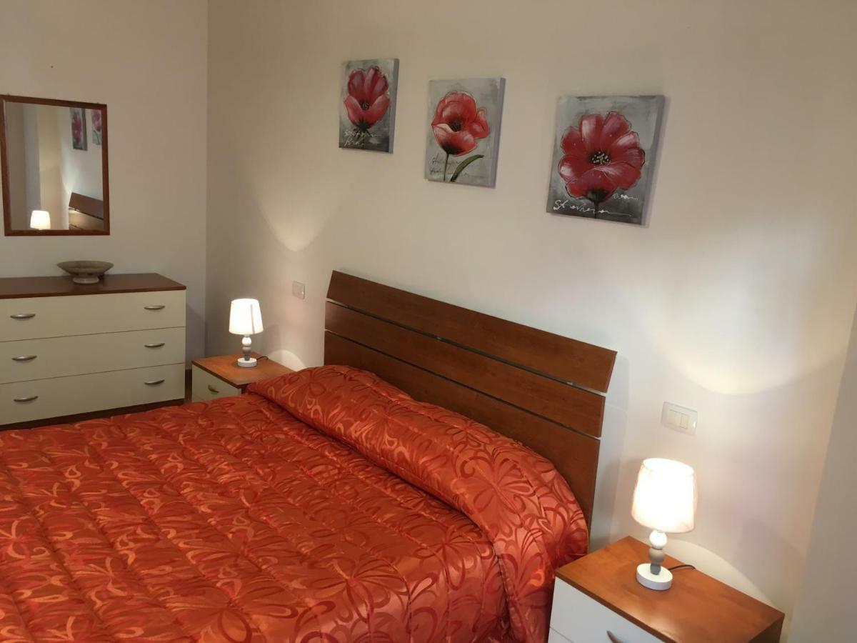 Scilla Casa Gp Apartment ภายนอก รูปภาพ